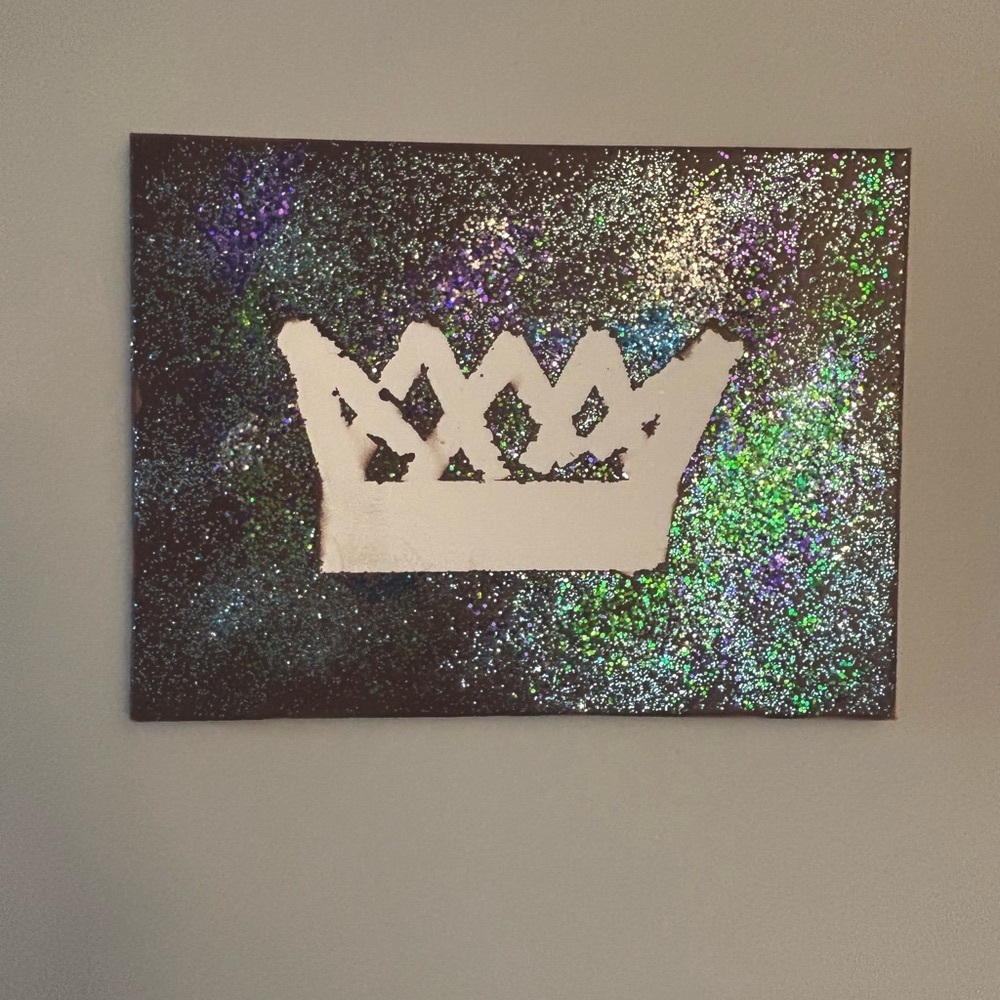 Crown art queen king royal hat glittery decor picture party gifts princess room